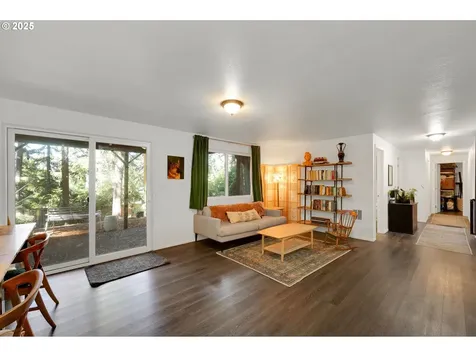 4815 Brookwood Street Eugene OR 97405