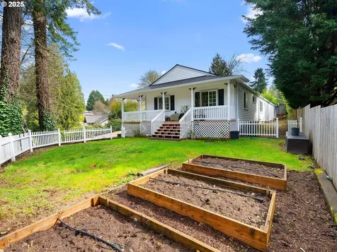 8920 SW 9th Drive Portland OR 97219