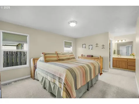 12717 SE Bluff Drive Clackamas OR 97015