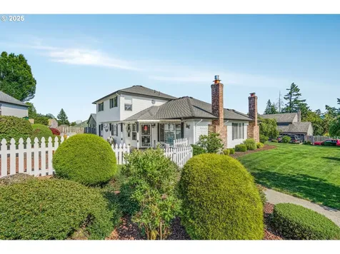 12717 SE Bluff Drive Clackamas OR 97015