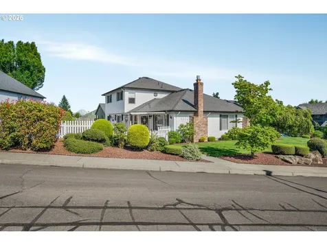 12717 SE Bluff Drive Clackamas OR 97015