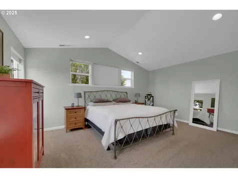 2290 33rd Street Springfield OR 97477