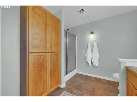 2290 33rd Street Springfield OR 97477