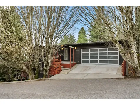 3049 SW 36th Avenue Portland OR 97221