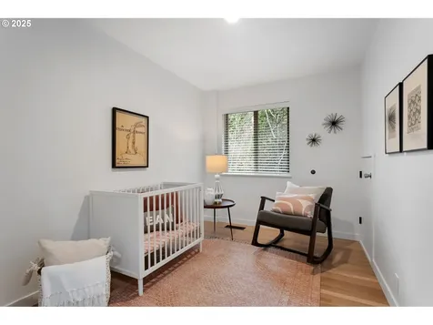 3049 SW 36th Avenue Portland OR 97221