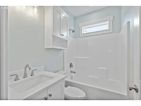 323 SE Oar Avenue Lincoln City OR 97367