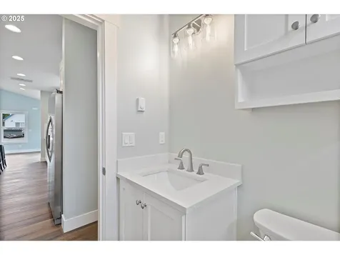 323 SE Oar Avenue Lincoln City OR 97367