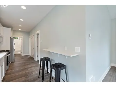 323 SE Oar Avenue Lincoln City OR 97367