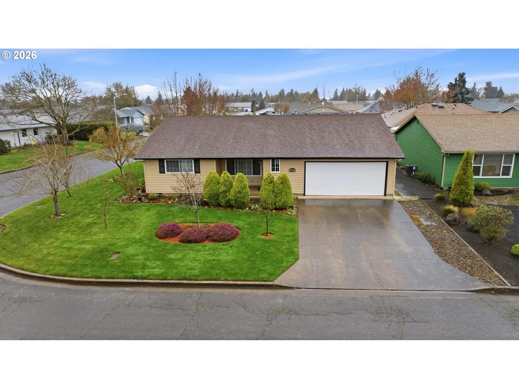 1967 Astor Way Woodburn OR 97071