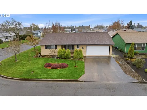 1967 Astor Way Woodburn OR 97071