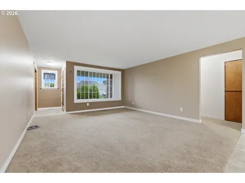 1967 Astor Way Woodburn OR 97071