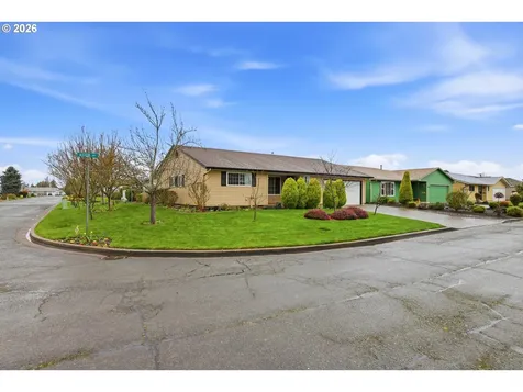 1967 Astor Way Woodburn OR 97071