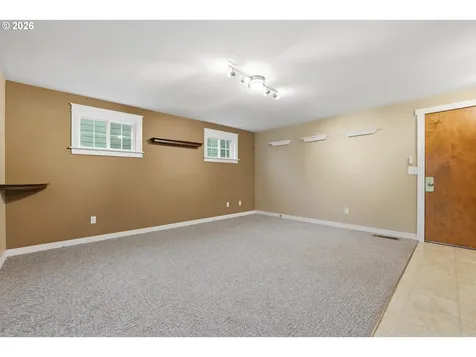 1967 Astor Way Woodburn OR 97071