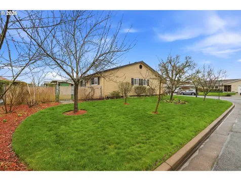 1967 Astor Way Woodburn OR 97071