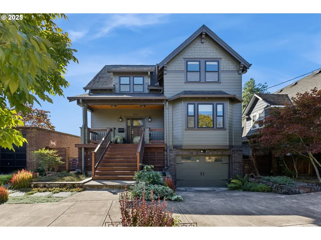 2040 NE Alameda Drive Portland OR 97212
