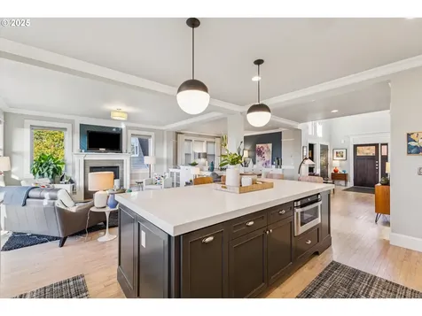 2040 NE Alameda Drive Portland OR 97212