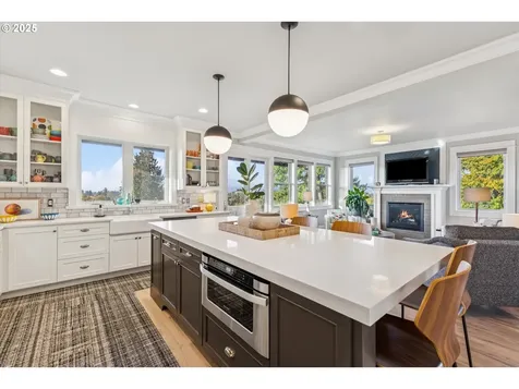 2040 NE Alameda Drive Portland OR 97212