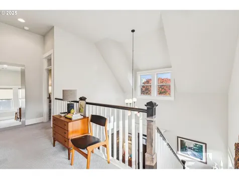 2040 NE Alameda Drive Portland OR 97212