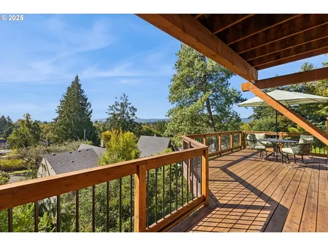 2040 NE Alameda Drive Portland OR 97212