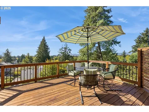 2040 NE Alameda Drive Portland OR 97212