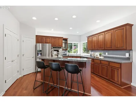 22868 SW Hillcrest Road West Linn OR 97068