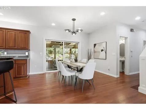 22868 SW Hillcrest Road West Linn OR 97068