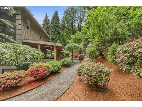 22868 SW Hillcrest Road West Linn OR 97068