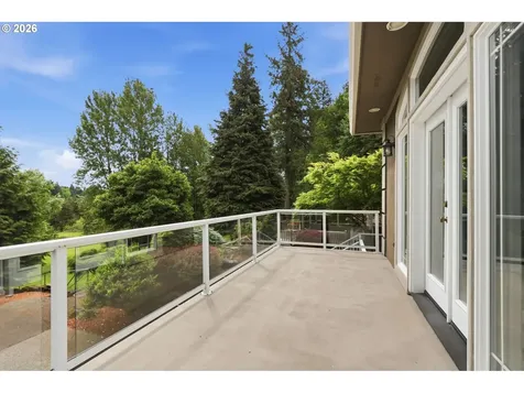 22868 SW Hillcrest Road West Linn OR 97068