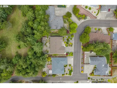 2142 Lynne Drive North Bend OR 97459