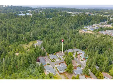 2142 Lynne Drive North Bend OR 97459