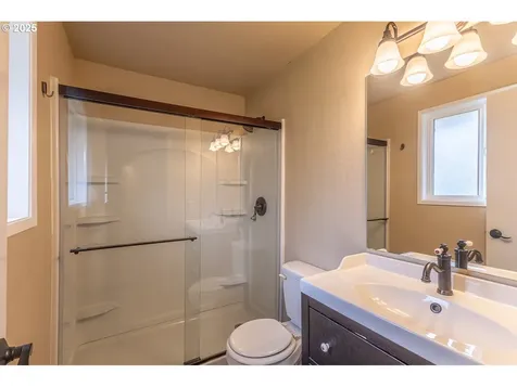 3026 NW Norwood Street Camas WA 98607