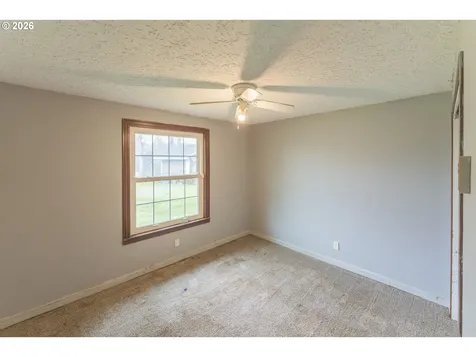 4905 NE 142nd Avenue Vancouver WA 98682
