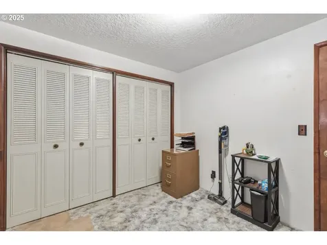 2100 Boyer Road Riddle OR 97469
