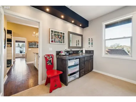 21615 NE Interlachen Lane Fairview OR 97024