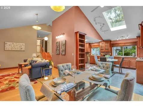 10033 SW Quail Post Road Portland OR 97219