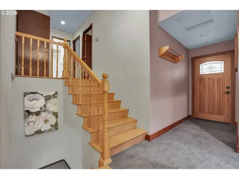 10033 SW Quail Post Road Portland OR 97219