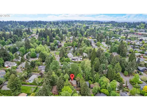 10033 SW Quail Post Road Portland OR 97219