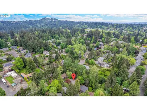 10033 SW Quail Post Road Portland OR 97219