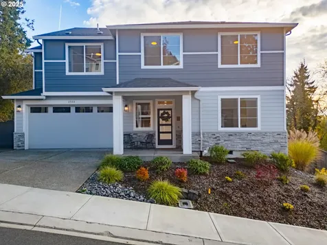 8588 SW Summit Court Portland OR 97225