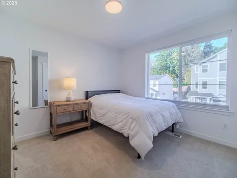 8588 SW Summit Court Portland OR 97225