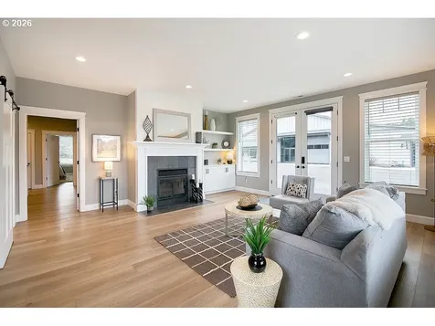 302 Waters Road Castle Rock WA 98611