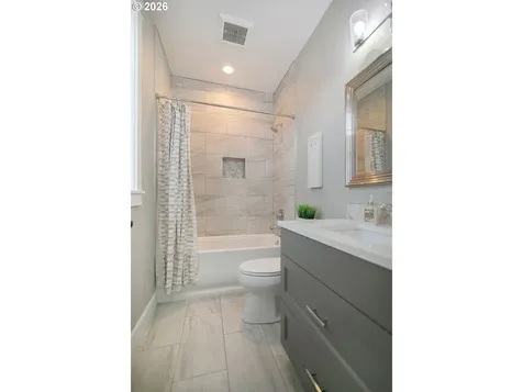 302 Waters Road Castle Rock WA 98611