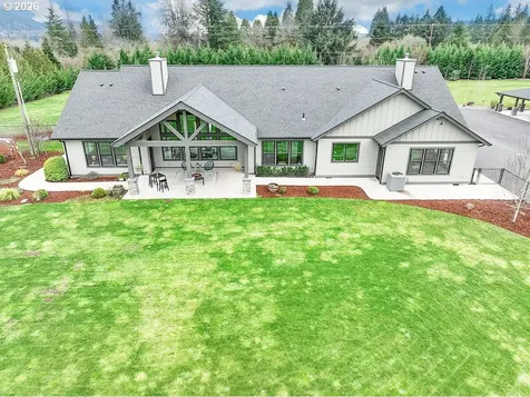 302 Waters Road Castle Rock WA 98611