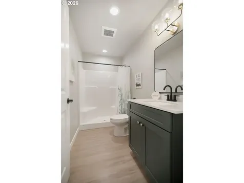 302 Waters Road Castle Rock WA 98611