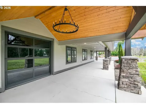 302 Waters Road Castle Rock WA 98611