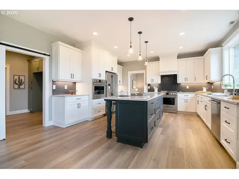 302 Waters Road Castle Rock WA 98611