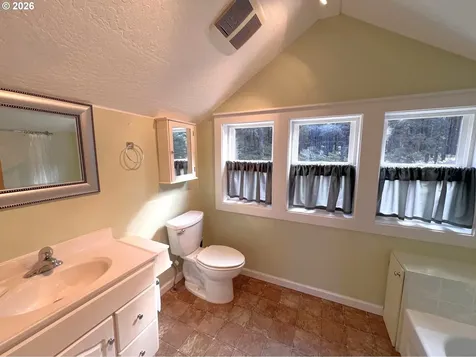 89962 Cape Arago Highway Coos Bay OR 97420