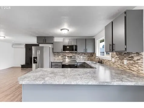 9 Lee Place Longview WA 98632