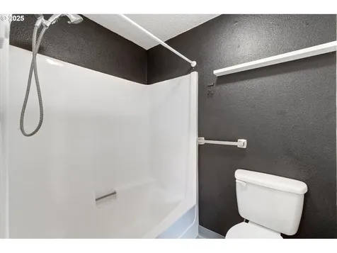 9 Lee Place Longview WA 98632