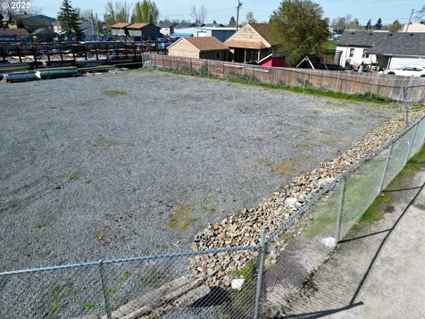 121 W Ross Street Molalla OR 97038